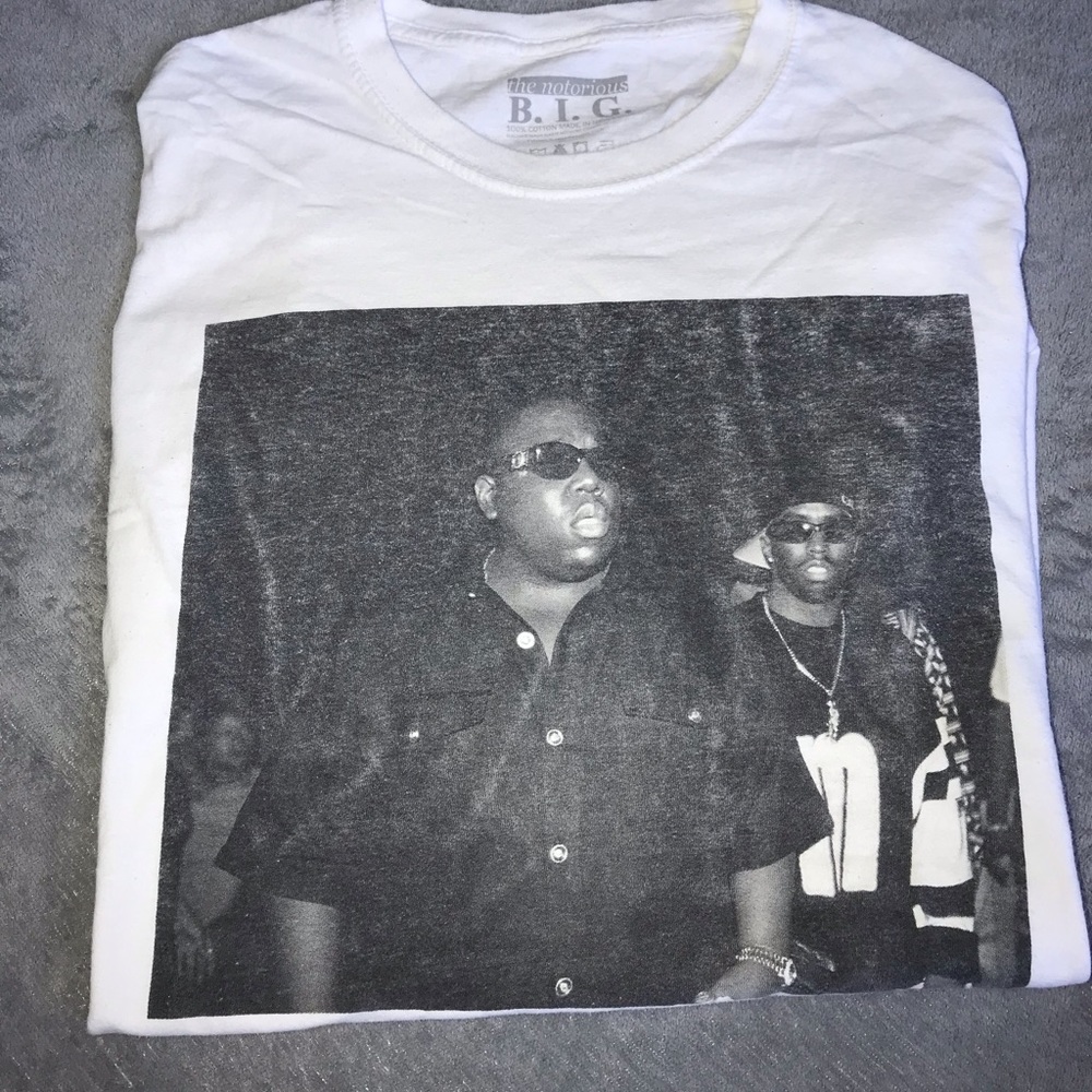B I G T-Shirt